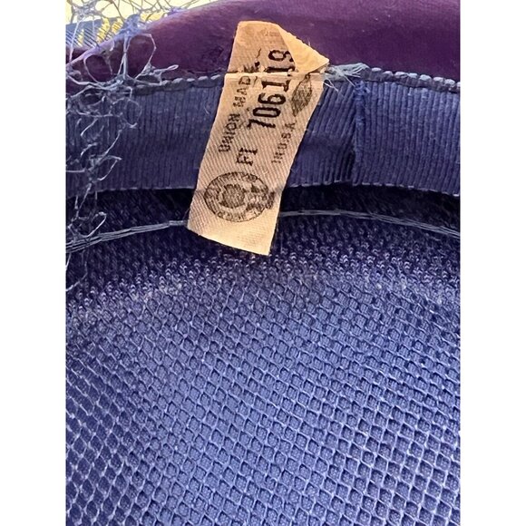 Cloche 1960s Hat Blue Gold Threads 3.5 Depth 21 to 22 " Circumference - Picture 7 of 10